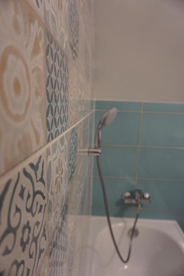Bed & Breakfast Airport Almaskert Panzio *